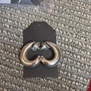 🔜Beautiful Sterling Silver 925 stamped Hoop Earrings